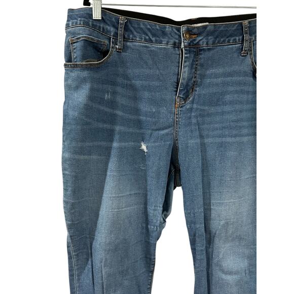 Ava & Viv Distressed Tapered Leg Jeans Size 20W Medium Blue VGC - Picture 4 of 6